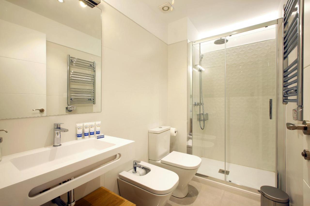 Gran Via Suites Madrid Eksteriør bilde