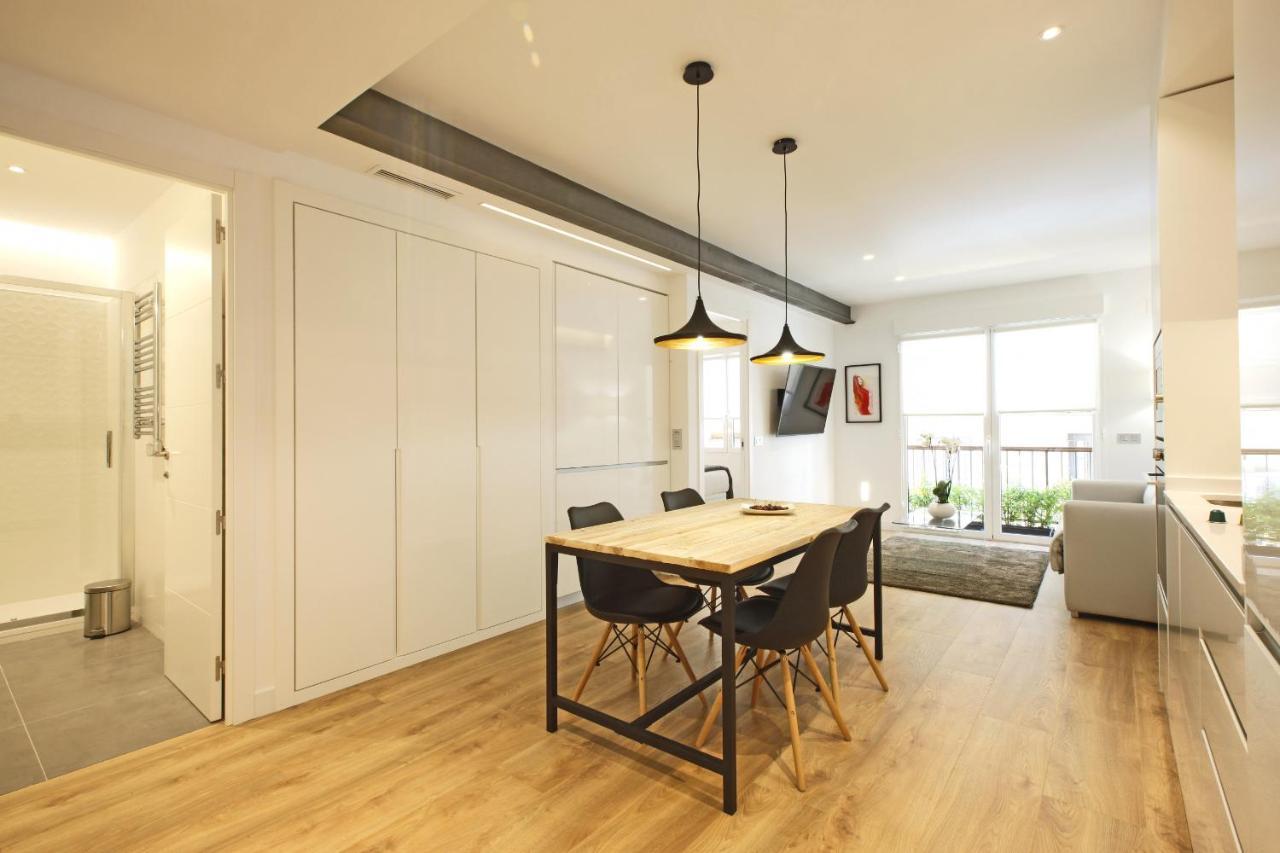 Gran Via Suites Madrid Eksteriør bilde